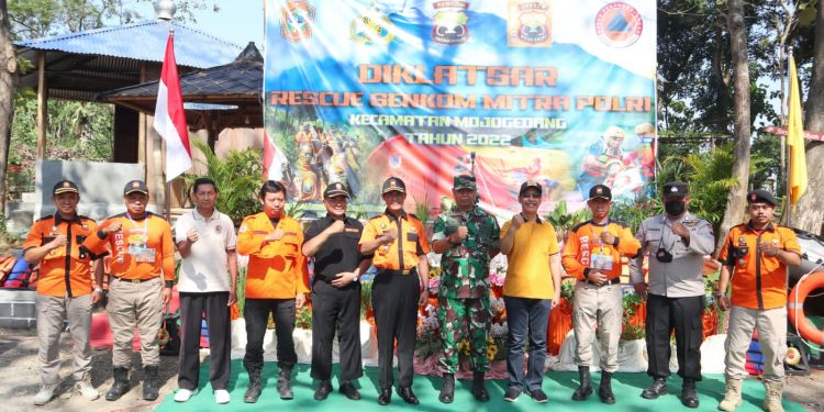 Diklat SAR Senkom Rescue Melatih Tanggap Dan Cekatan Anggotanya