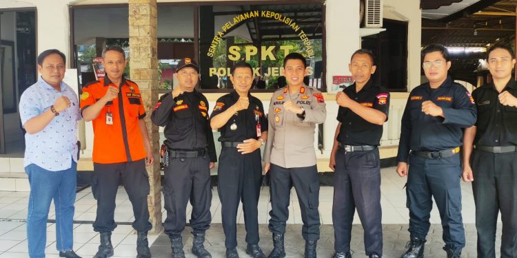 Senkom Mitra Polri Bersinergi Perangi Hoax Penipuan Online Dan Pinjol