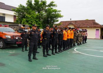 Polres Karanganyar Gandeng Elemen Masyarakat Gelar Pasukan Operasi Lilin Candi 2022