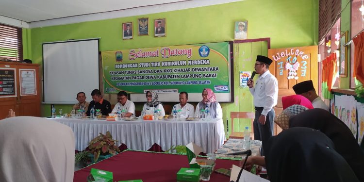 Yayasan Tunas Bangsa Studi Tiru ke SD Negeri 5 Sidorejo Lampung Selatan