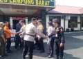 Senkom Mitra Polri Lampung Barat Ikuti Apel Gelar Pasukan Ops Mantap Brata Krakatau 2023-2024