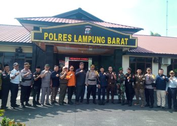 Polres Lampung Barat Laksanakan  Apel Gelar Pasukan Ops Mantap Brata Krakatau 2023-2024