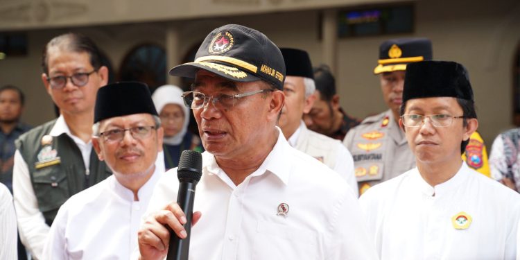 Upaya Cegah Stunting, Menko PMK Muhadjir Tinjau Posyandu As-Syifa Ponpes Al Ubaidah Sebagai Percontohan