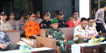 Senkom Mitra Polri Lampung Barat Ikuti Gelar Pasukan Sekaligus Rakor Lintas Sektoral Dalam Rangka Operasi Ketupat Krakatau-2025