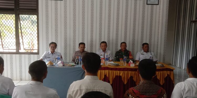 Camat Pagar Dewa Laksanakan Rapat Persiapan Kegiatan HUT RI ke-80