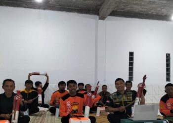 10 Personil Senkom Lampung Barat Ikuti Deklarasi Sabuk Kamtibmas Senkom Mitra Polri Lampung