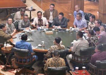 Ratas di Hambalang, Presiden Prabowo Bahas Aspirasi Pekerja hingga Peran Kampus untuk Bangun Daerah
