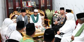 Tiba di Ponpes Bahrul Ulum, Wapres Bersilaturahmi dengan Sejumlah Kiai Sepuh