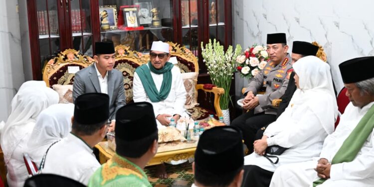 Tiba di Ponpes Bahrul Ulum, Wapres Bersilaturahmi dengan Sejumlah Kiai Sepuh
