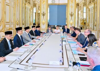 Presiden Prabowo dan Presiden Macron Bahas Kerja Sama Pertahanan hingga IEU-CEPA di Istana Élysée