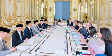 Presiden Prabowo dan Presiden Macron Bahas Kerja Sama Pertahanan hingga IEU-CEPA di Istana Élysée