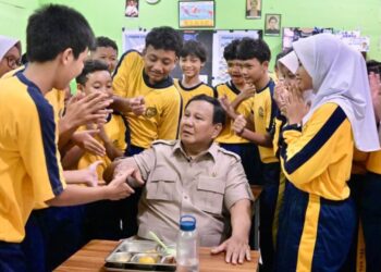 Dari Ruang Kelas SMPN 111 Jakarta, Cita-Cita Besar Menggema di Hadapan Presiden Prabowo