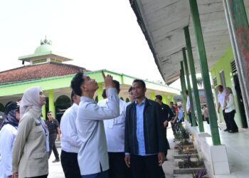 Tinjau MTs Muhammadiyah I Way Bungur, Wapres Tegaskan Pembangunan SDM Harus Menjangkau Seluruh Sekolah